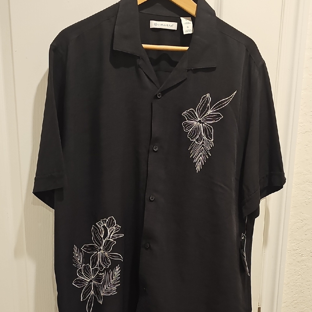 Cubavera Men's Hawaiian Shirt Size L Black With White Embroidered Details
